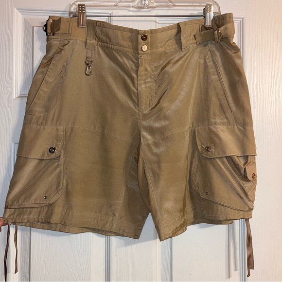 Ralph Lauren Black Label Silk & Cotton Cargo Shorts - Picture 2 of 14